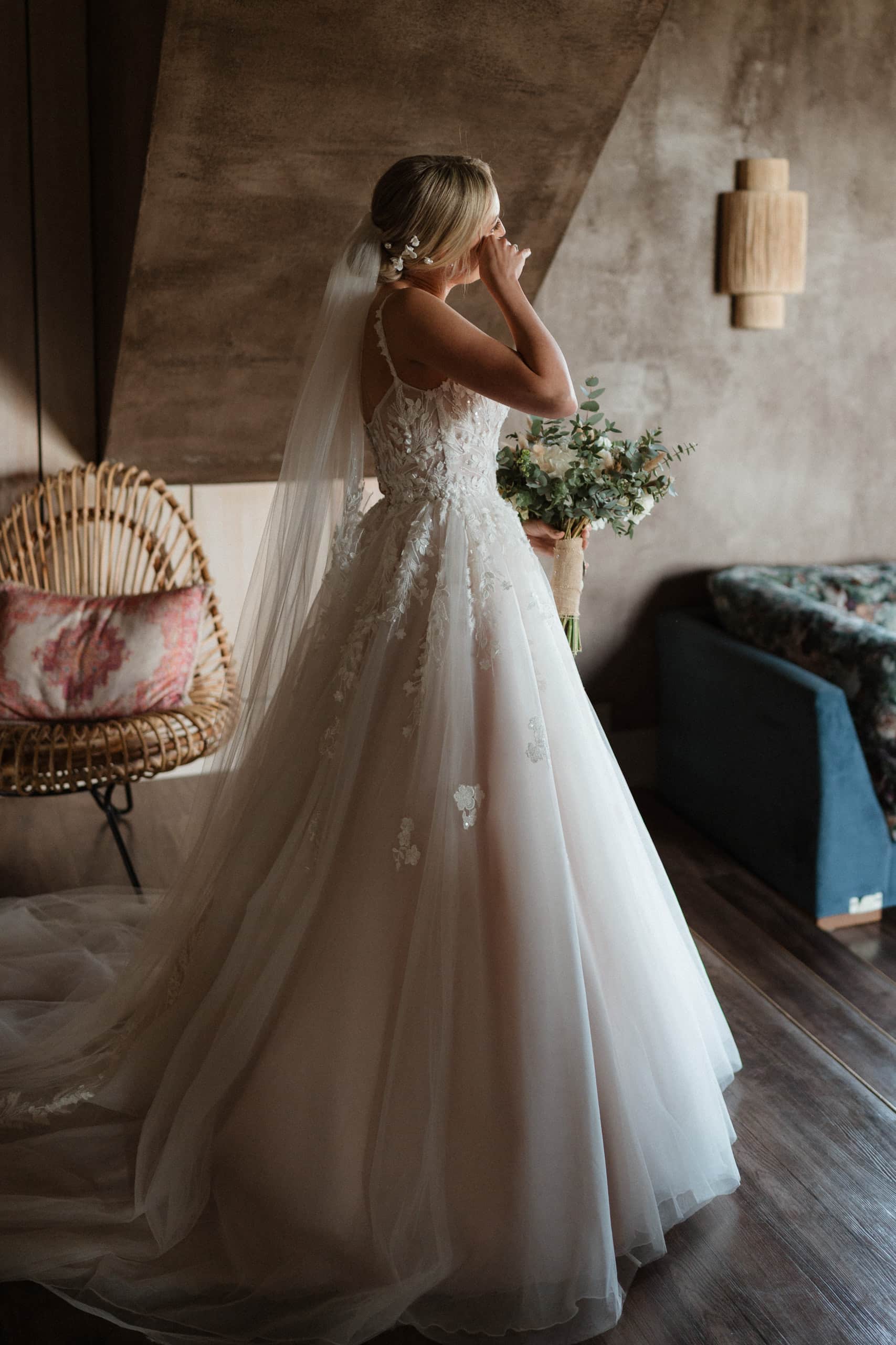 Runa Farm Wedding Photographer Videographer